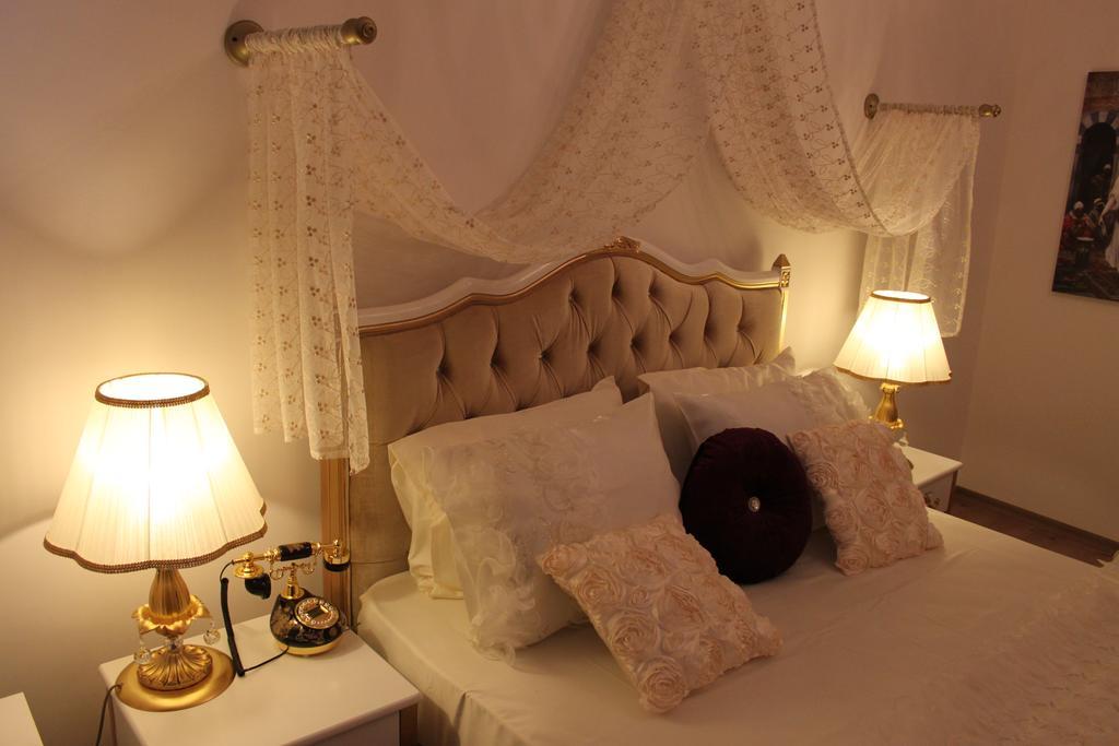 Huri & Nuri Hotel (Adults Only) Foça Extérieur photo