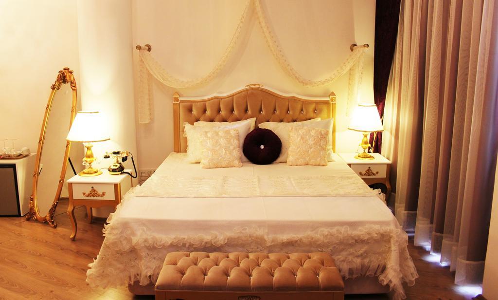 Huri & Nuri Hotel (Adults Only) Foça Extérieur photo